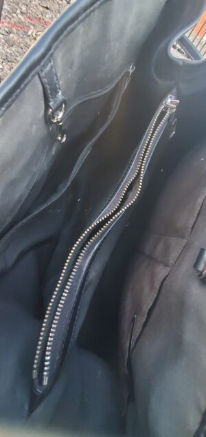 Large Black Medium Size Carry All bag - Image 6