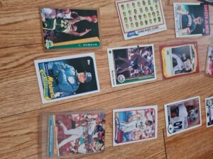 Large Lot of Sports Cards Baseball Football & more - Image 5