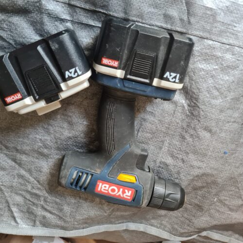 Ryobi drill with extra battery