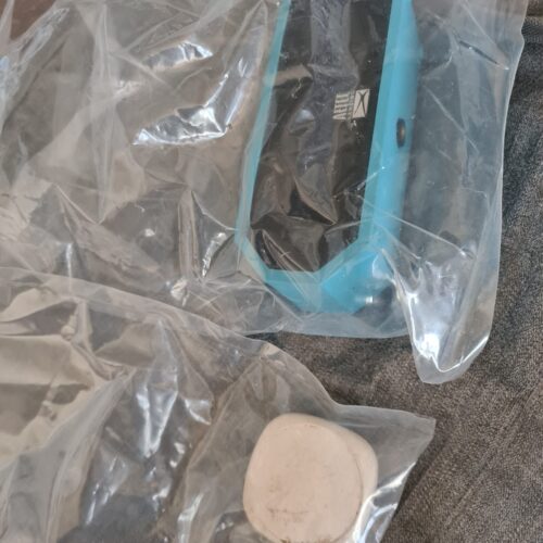 Lot of 2 speaker and white headphones